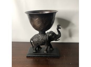 Elephant Plant Pot Holder