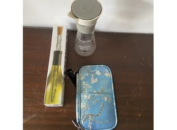 Corkcicle, Pampered Chef Dressing Mixer, Blue Flowered Wallet