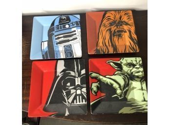 Set Of Four Plastic Star Wars Square Plates