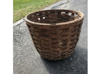 Rustic Basket (Garage)