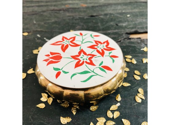 Majestic Gold Compact With Red Flowers