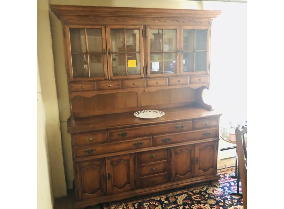 Solid Maple China Cabinet Hutch