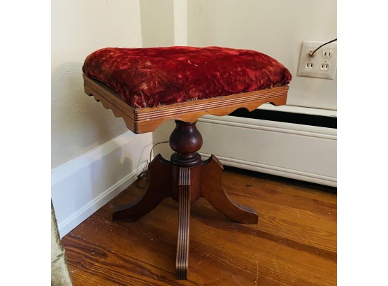 Upholstered Bench Seat (First Floor)