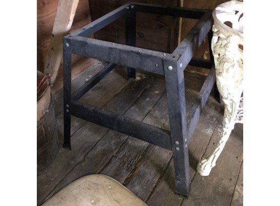 Table Saw Legs (Barn)