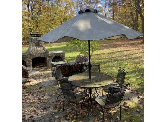 Iron Outdoor Table With Four Chairs And Umbrella