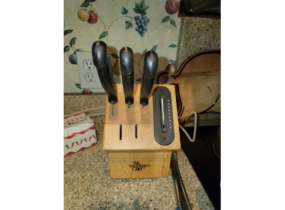 Pampered Chef 3 Knives And Sharper Set