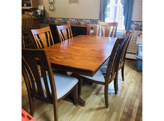 Dining Room Table With Hidden Leaf And 6 Chairs