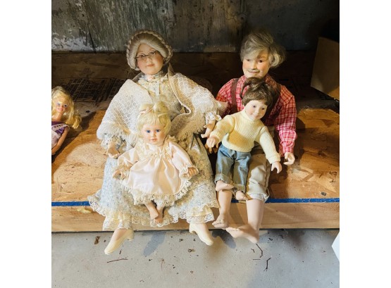 Vintage Porcelain Style Dolls Lot Of 4 (basement Bottom Shelf)