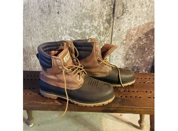Dunham Size 10 Men's Boots (basement)