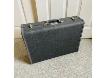 Vintage Samsonite Suitcase (bedroom 2)