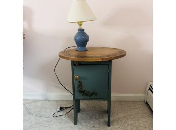 Painted Wooden Side Table With Lamp