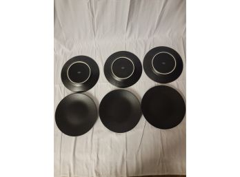 Set Of 6 Black Alpico Plates - Couple Of Plates Have Cracks
