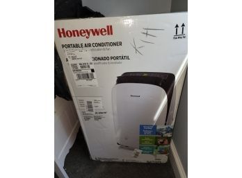 Honeywell Portable Air Conditioner W/ Remote #2 - 12,000 BTU