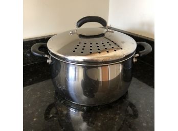Cook's Essentials Pot With Vented Lid