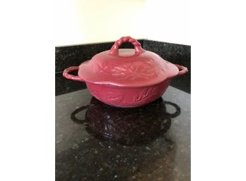 Mesa Stoneware Dish With Lid