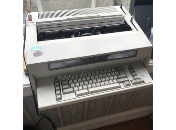 IBM Wheelwriter 10 Series II