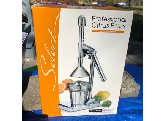 Tramontina Professional Citrus Press - New