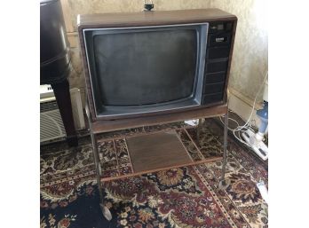 Zenith System 3 TV With Stand