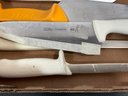 Plastic Handle Knives (Lot) - (DM)
