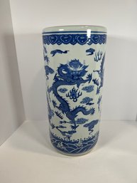 Vintage Blue & White Asian Porcelain Umbrella Stand - (DM)