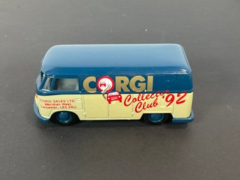 1992 Corgi Collectors Club Die Cast VW Bus