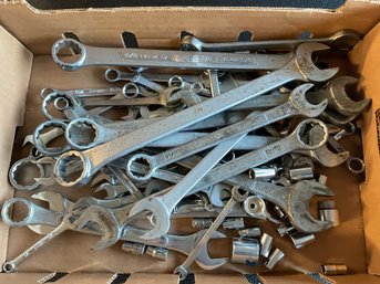 Wrenches - (lot)