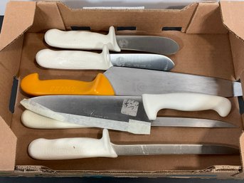Plastic Handle Knives (Lot) - (DM)