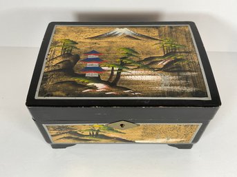 Japanese Lacquer Jewelry Box