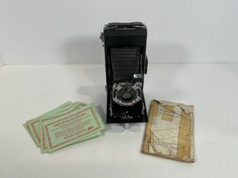 Vintage 1930's Kodak 6-16 - (Estate)