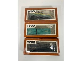 Tyco HO Scale Train Cars - W/ Boxes