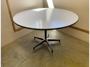 Mid Century (RARE) Herman Miller / Eames Table With Early 5 Spoke Base