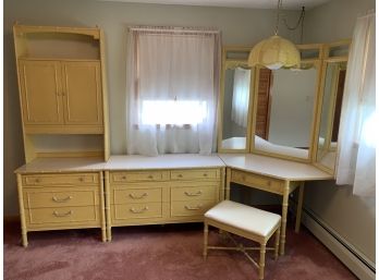 1950s Thomasville Bedroom Setup