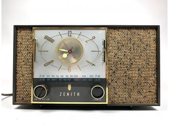 Gorgeous 1950s Zenith Radio