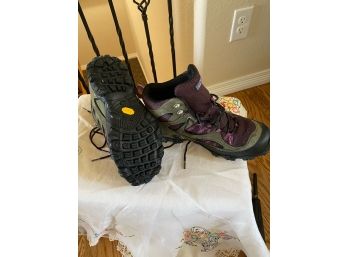 Womens Patagonia Boot With Vibram Sole In
