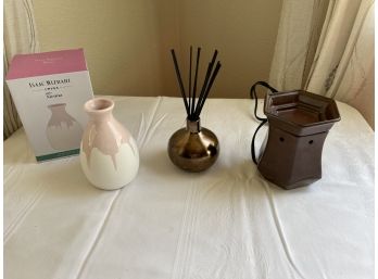 Decorative Vase And Sencesy Lot