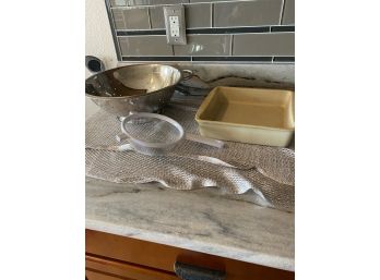 Square Baking Stone And Strainers