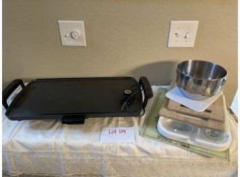 Griddle And Cutting Boards Lot