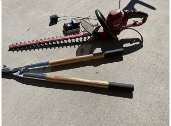 Craftsman Hedge Trimmer And Accessories