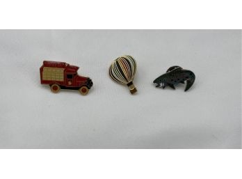 Vintage Budweiser Pin, Balloon And Fish Pins