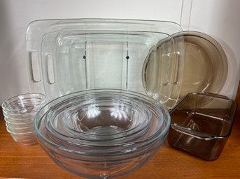 Lot Of Glass Bowls & Bakeware