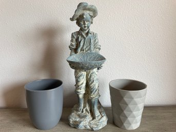 Small Garden Statue & Flower Pots