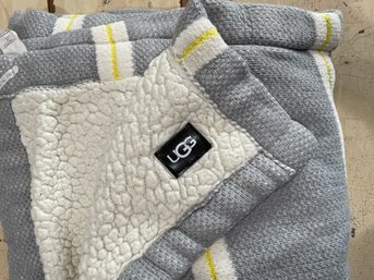 Ugg  Twin Fleece Blanket