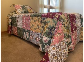 Twin Size Quilted Bedspread.