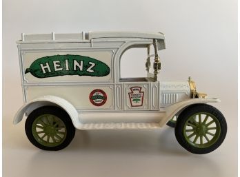 Ertl Co. Die Cast 1913 Heinz Model T Van Bank