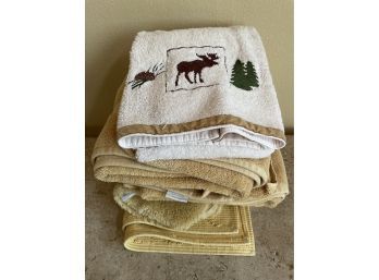 Set Of Terrycloth Towels & Mats