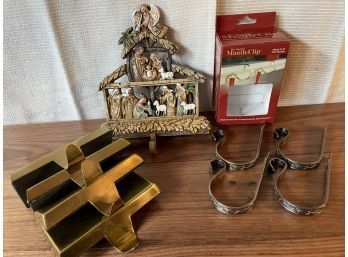 Lot Of Mantle Stocking Holders