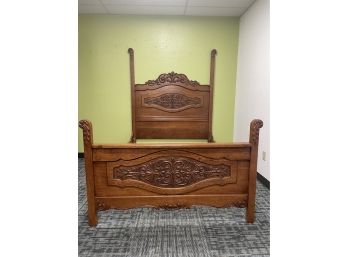 Antique Oak Bed (Matches Dresser In Lot #36)