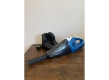 Cordless Novete Hand Vacuum