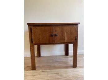 Small Table/cabinet