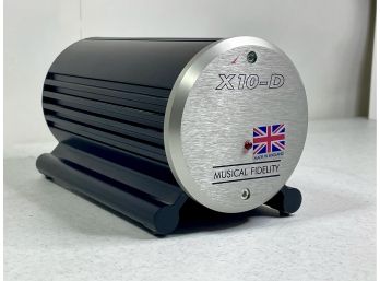 Musical Fidelity X10-D The Missing Link Tube Buffer Preamplifier
